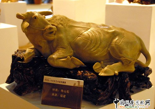 厲有為?牛文化藝術品收藏展(組圖)