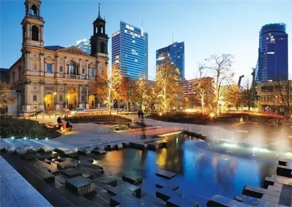 公共空間中的汀步設計