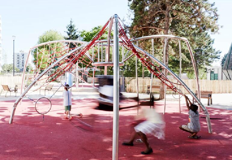 法國阿爾福維爾集團社區線性公園