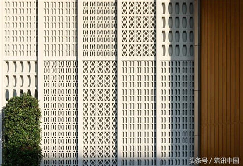 大氣磅礴的國際學校禮堂設計引人關注