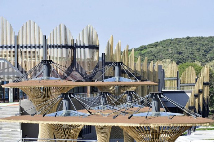 沈陽森林動物園熊貓館建筑景觀設(shè)計(jì)