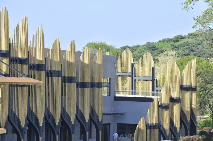 沈陽森林動物園熊貓館建筑景觀設(shè)計(jì)