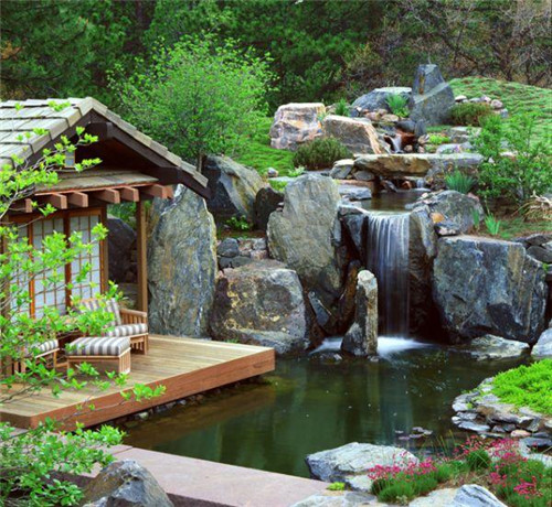 設(shè)計巧妙瀑布景觀江南美景花園