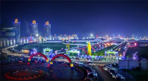 大連星海廣場(chǎng)——亞洲最大的城市廣場(chǎng)