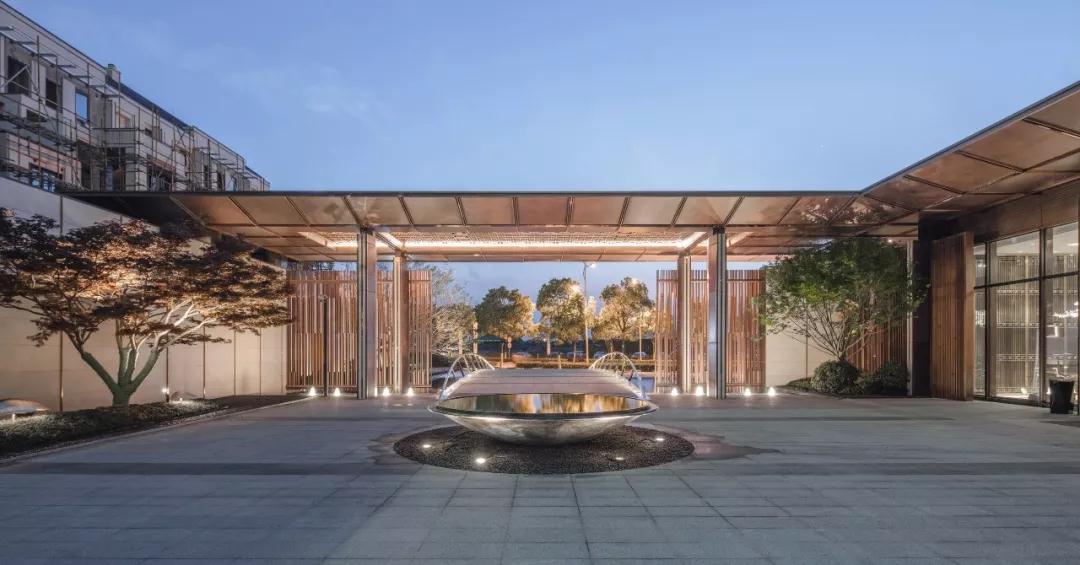 有的魚是永遠都關不住的 | 公元2040