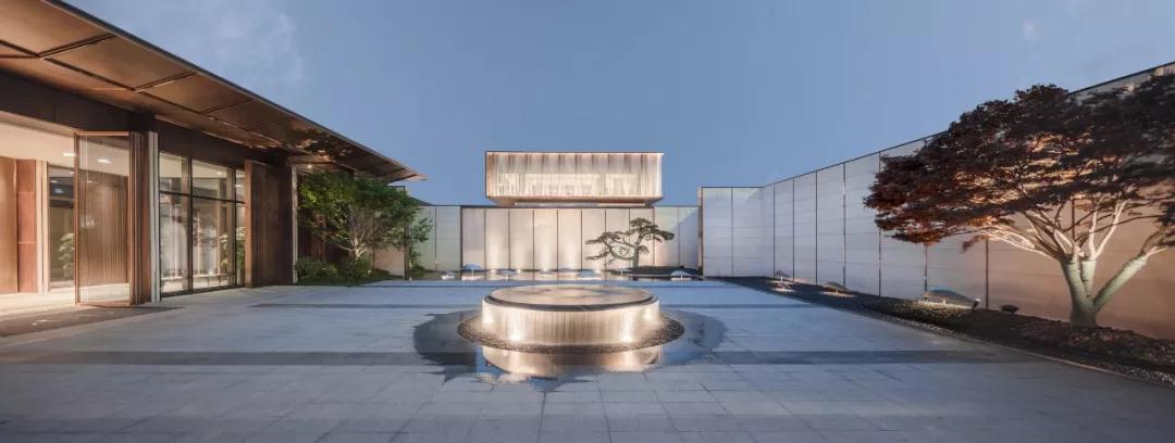 有的魚是永遠都關不住的 | 公元2040