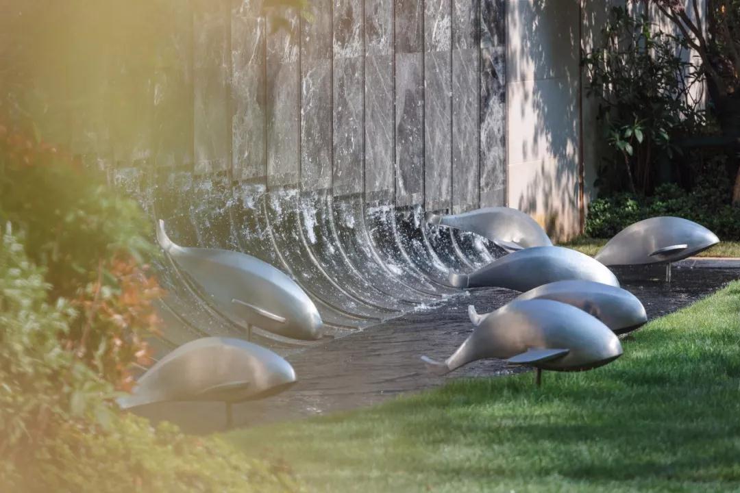 有的魚是永遠都關不住的 | 公元2040