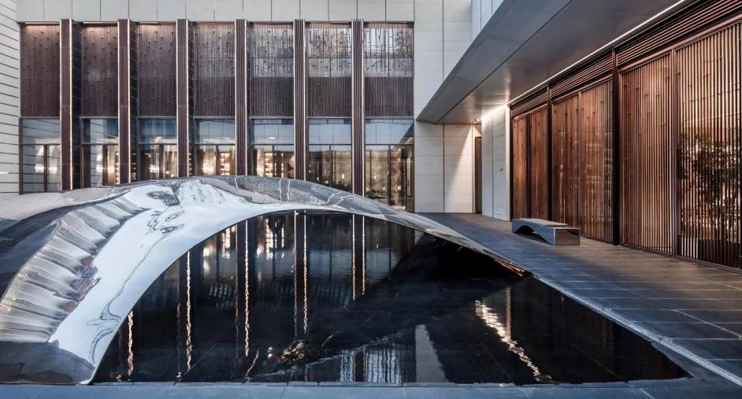 有的魚是永遠都關不住的 | 公元2040