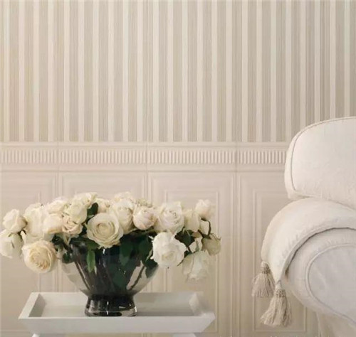 這樣插花，即使花謝了屋子依然會(huì)很美