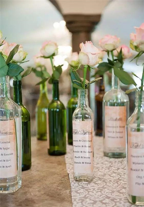 這樣插花，即使花謝了屋子依然會(huì)很美