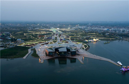 伊娃?卡斯特羅、王川：景觀都市主義