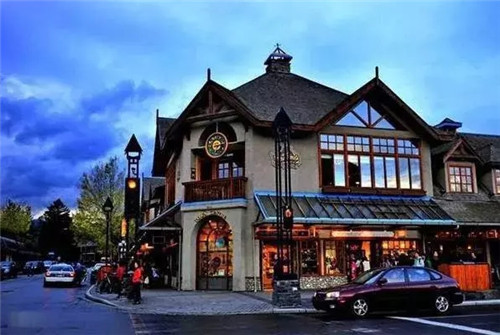 一個創(chuàng)意拯救一個城鎮(zhèn)，壁畫小鎮(zhèn)的逆襲