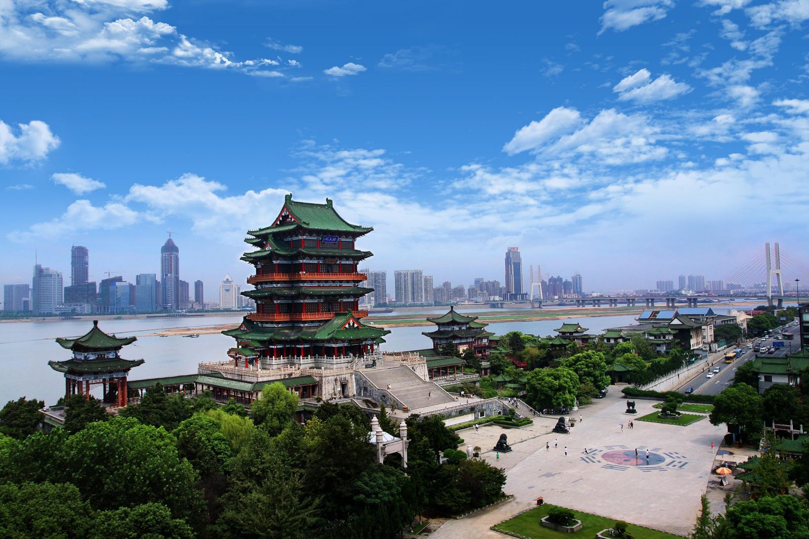 劉庭風(fēng)：王勃《游冀州韓家園序》