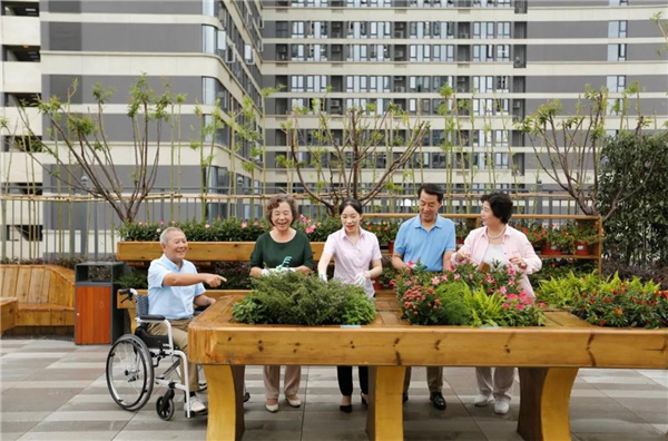怡境設(shè)計丨重慶龍湖頤年公寓康復(fù)花園