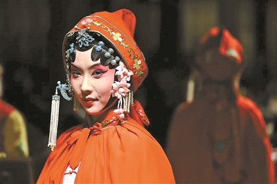 《游園驚夢(mèng)》入園林：情中含景才能景中生情