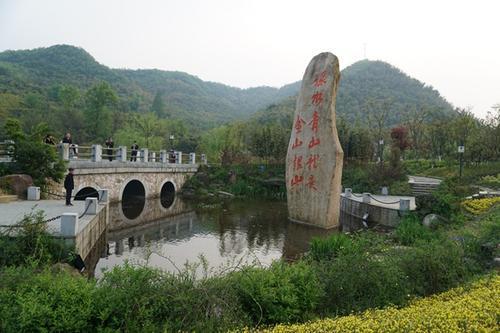 光明日報(bào)：保護(hù)生態(tài)就是發(fā)展生產(chǎn)力