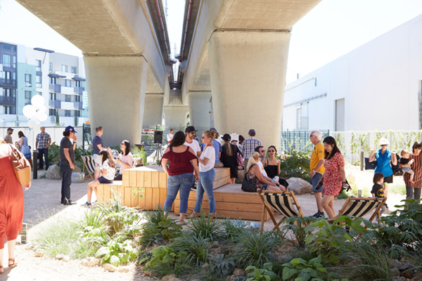 橋下空間設計的七十二變